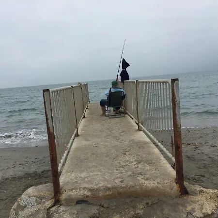 A La Mer *